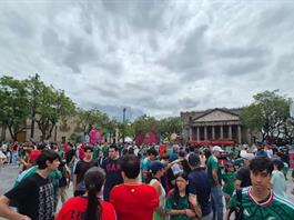 Pese a la lluvia, el Fan Festival de Gdl se llena por partidos de cuartos de final Pese a la lluvia, el Fan Festival de Gdl se llena por partidos de cuartos de final