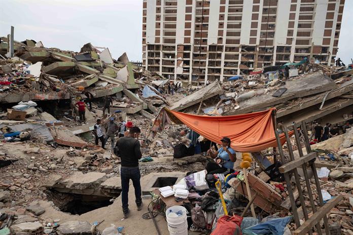 Aumentan a 4.734 los muertos por los terremotos de hace casi tres semanas en Venezuela Aumentan a 4.734 los muertos por los terremotos de hace casi tres semanas en Venezuela