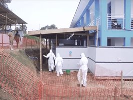 El brote de ébola sigue creciendo a un ritmo más rápido que la respuesta El brote de ébola sigue creciendo a un ritmo más rápido que la respuesta