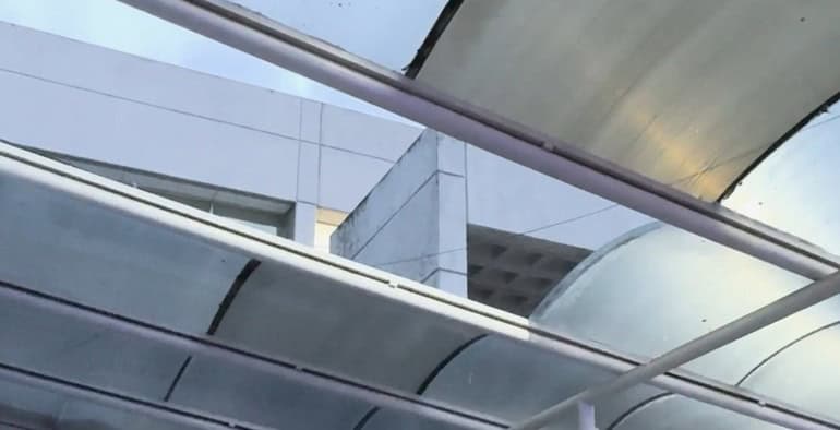 Tormenta desprende ventanal en hospital 46 del IMSS en Guadalajara; hay dos heridos Tormenta desprende ventanal en hospital 46 del IMSS en Guadalajara; hay dos heridos