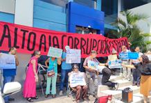 Escala protesta por agua contaminada; denuncian al SIAPA y anuncian megamarcha Escala protesta por agua contaminada; denuncian al SIAPA y anuncian megamarcha