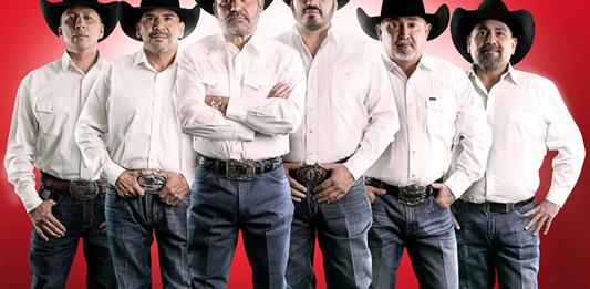 Intocable recibe una estrella en el Paseo de la Fama de Hollywood