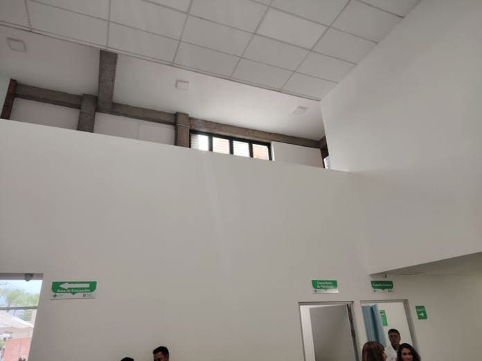 Tras 8 meses y una inversión millonaria, reinauguran Cruz Verde Mario Rivas Souza Tras 8 meses y una inversión millonaria, reinauguran Cruz Verde Mario Rivas Souza
