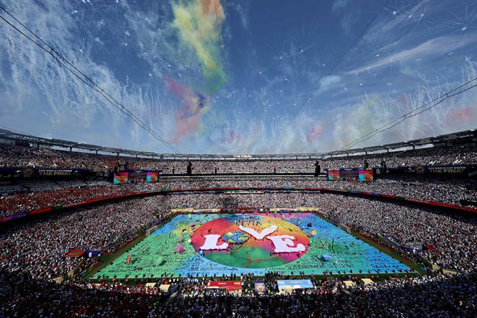 Madonna, Shakira, BTS y Justin Bieber encienden el descanso al estilo Super Bowl Madonna, Shakira, BTS y Justin Bieber encienden el descanso al estilo Super Bowl