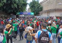 España-Argentina reunió a más de 30 mil personas en Plaza de la Liberación España-Argentina reunió a más de 30 mil personas en Plaza de la Liberación
