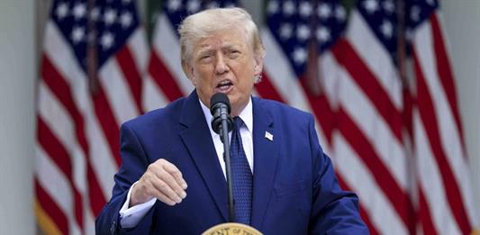 Trump impone aranceles del 50 % a la mayoría de las importaciones procedentes de Canadá