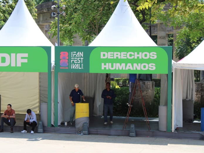 Avanza desmantelamiento del Fan Fest, pero persisten bloqueos y molestias en el centro tapatío Avanza desmantelamiento del Fan Fest, pero persisten bloqueos y molestias en el centro tapatío