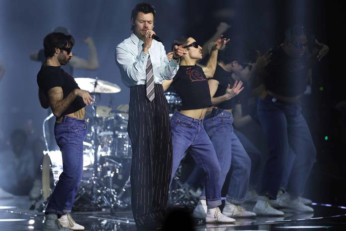Harry Styles cancela uno de sus conciertos en São Paulo por un problema de salud Harry Styles cancela uno de sus conciertos en São Paulo por un problema de salud