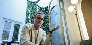 Erik Hayser regresa a Netflix con la serie El otro padre