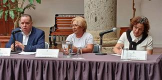 Madres cuidadoras viajan hasta Colombia para conseguir medicamento que les niegan en México Madres cuidadoras viajan hasta Colombia para conseguir medicamento que les niegan en México