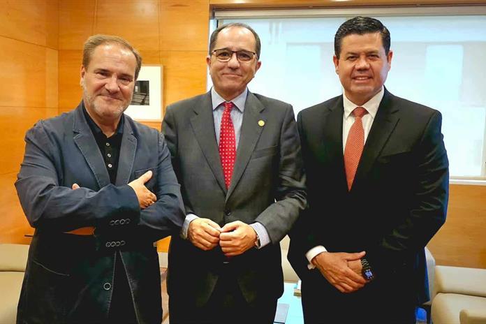 ATEI renueva su dirigencia: Carlos Javier López Olano asume la Presidencia y Germán Pérez la Vicepresidencia ATEI renueva su dirigencia: Carlos Javier López Olano asume la Presidencia y Germán Pérez la Vicepresidencia