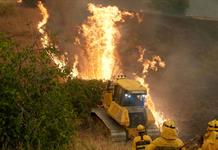 Varios incendios cercan Madrid y obligan a evacuar a miles de personas en Francia y España