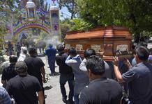 Despiden a alcalde asesinado en México en medio de un gran dispositivo de seguridad