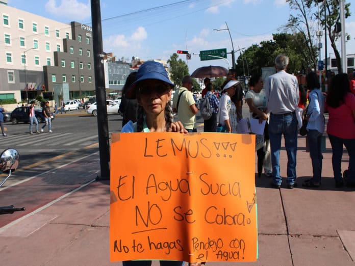 Marchan en Guadalajara para exigir freno al cobro y privatización del agua Marchan en Guadalajara para exigir freno al cobro y privatización del agua