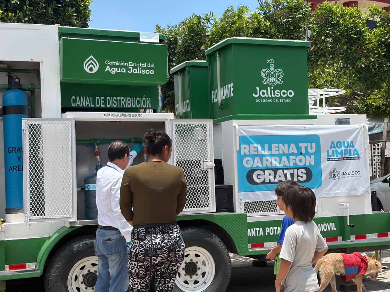 Instalan planta potabilizadora en Loma Dorada tras reportes de agua con coloración oscura