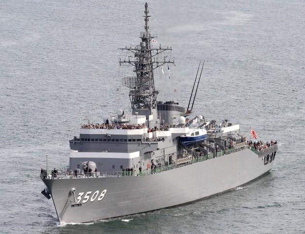 Japón envía su buque de guerra más grande para escoltar a un barco de EUA