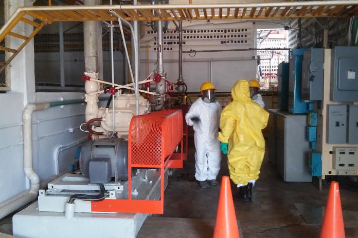 Fugas químicas de fábrica de hielo provocan preocupación en colonia Centro
