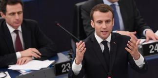 Macron pide que la regulación de la inteligencia artificial no sea punitiva