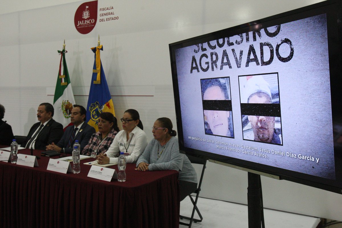 muerte estudiantes cine caav
