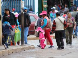 Madres trabajadoras en México, entre barreras laborales y sobrecarga de tareas de cuidado
