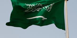 Irán y Arabia Saudí se comprometen a resolver diferencias e impulsar relaciones