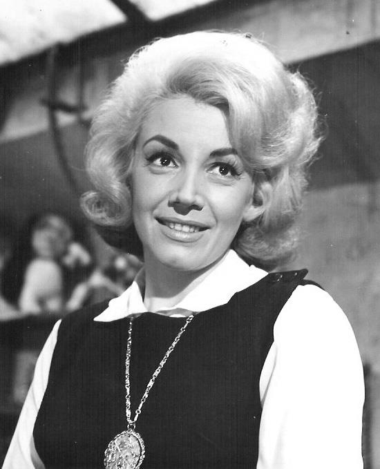 Quinto Patio | María Félix y Evangelina Elizondo