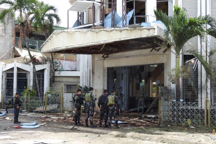 Atentado contra catedral en Filipinas deja 18 muertos
