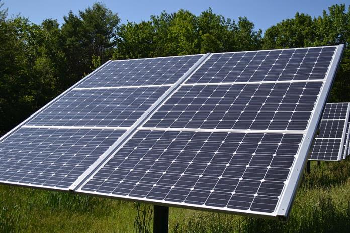 En dos semanas instalarán los paneles solares del palacio municipal