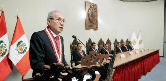 Fiscal general de Perú anuncia que renunciará este martes