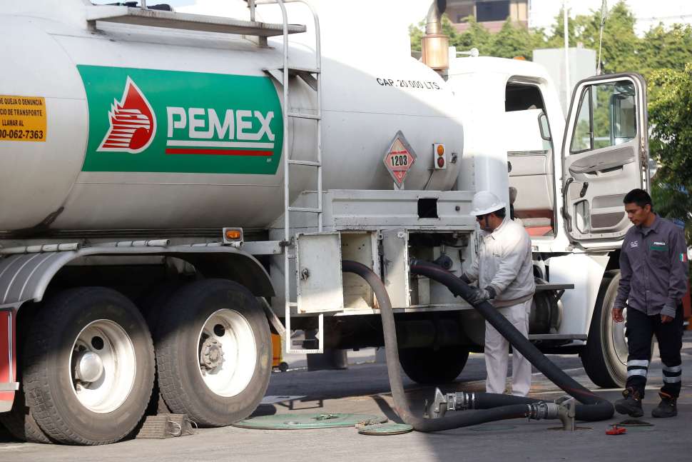 México evita recesión con Sheinbaum, pero se frena ante presiones de EE.UU. y Pemex