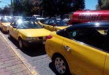 Jalisco ofrece un “estímulo” de 67 mil pesos para cambiar solo 290 taxis contaminantes