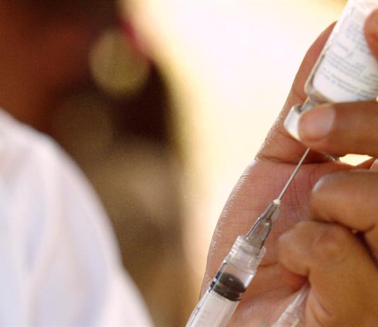 Personal de Salud pone la muestra en las brigadas de vacunación contra el sarampión Personal de Salud pone la muestra en las brigadas de vacunación contra el sarampión