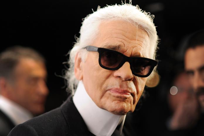Fallece icónico diseñador de Chanel, Karl Lagerfeld en París
