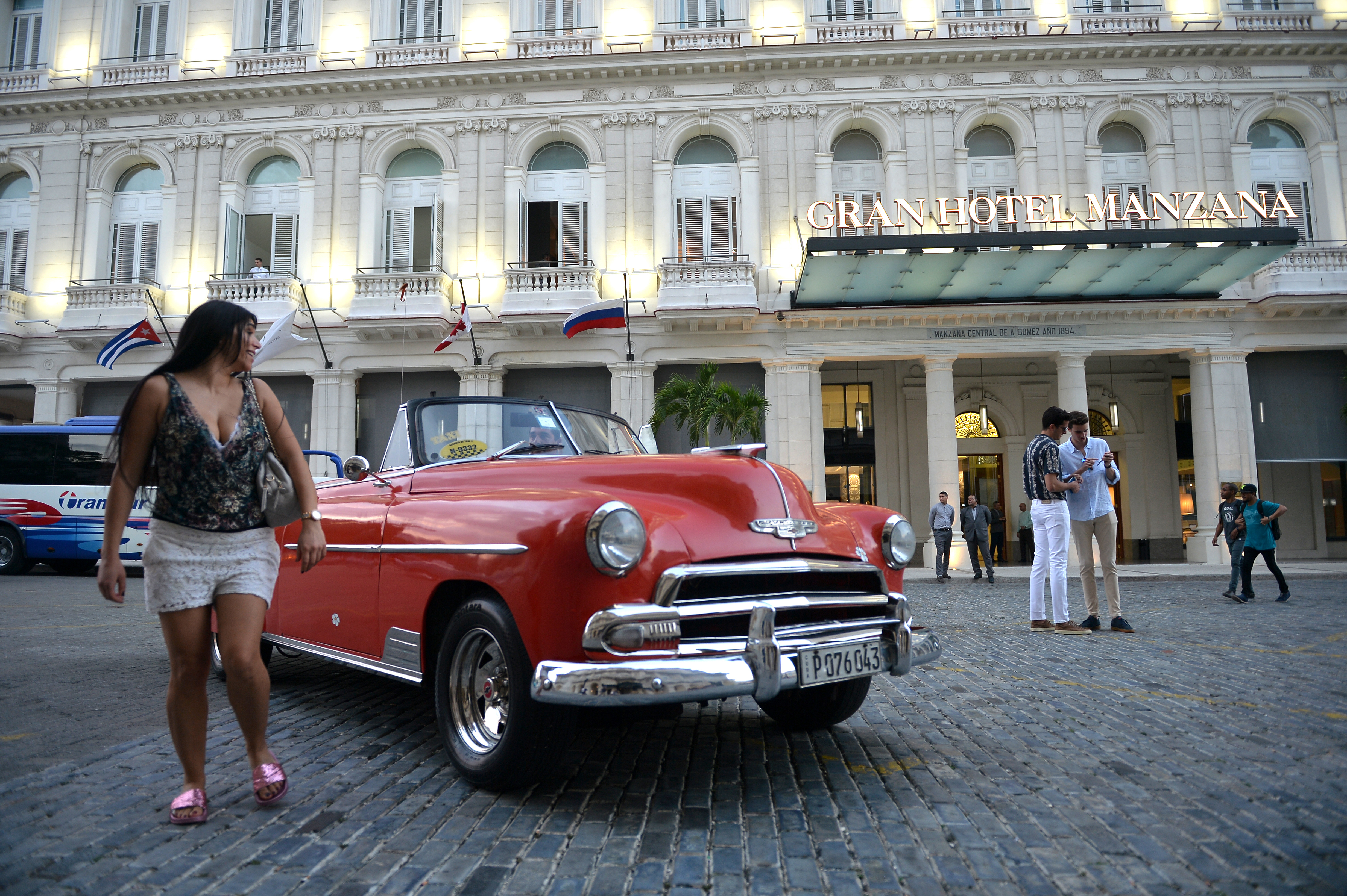 turistas adinerados Cuba