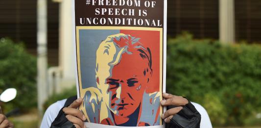 Assange será sentenciado el miércoles por violar libertad provisional en Londres