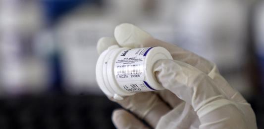 Gobierno mexicano ahorra 1,600 mdp en medicamentos contra VIH