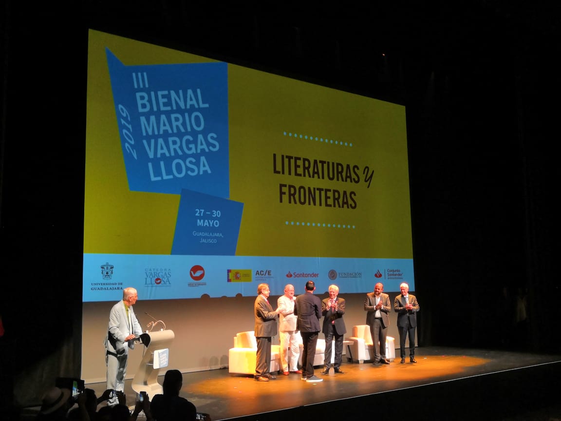 La Biblioteca Nacional de Perú celebra el 14º aniversario del Nobel de Vargas Llosa