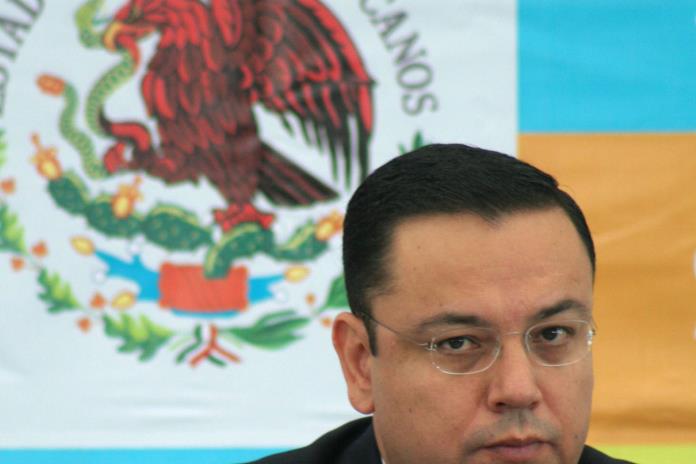 Renuncia Germán Martínez a la dirección del IMSS