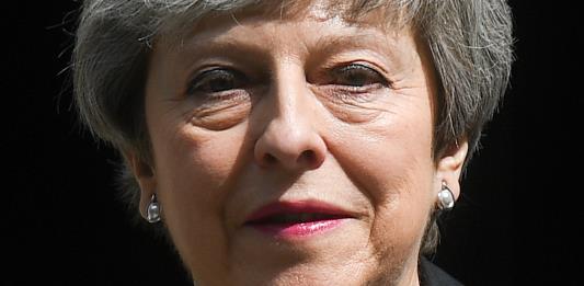 Theresa May pospone la votación de su nueva propuesta de Brexit