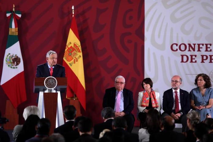 AMLO ve grandes lazos con España pese a diferencias transitorias