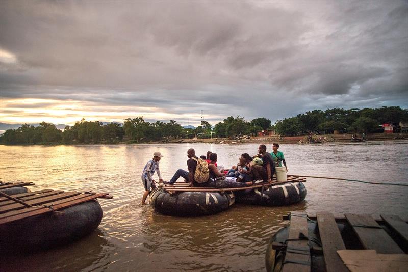 migrantes río Suchiate