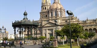 La Catedral de Guadalajara ser&aacute; restaurada bajo supervisi&oacute;n del INAH