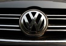 Volkswagen negocia con sindicato tras anunciar caída de beneficios