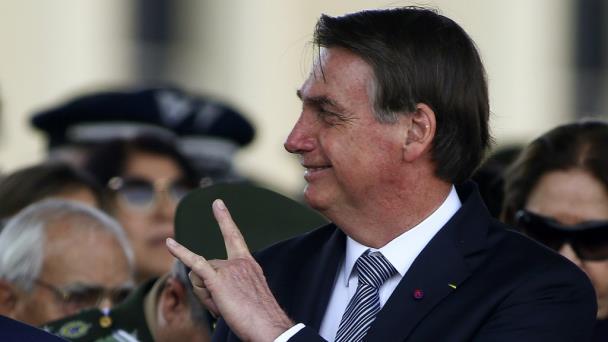 Panel legislativo pide acusar a Bolsonaro de golpe por asonada