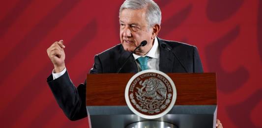 Presidente de México anuncia finiquito de contratos del aeropuerto de Texcoco
