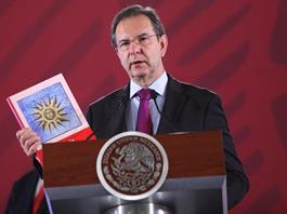 Sheinbaum propone a exembajador en EE.UU. como nuevo representante en la UE y B&eacute;lgica