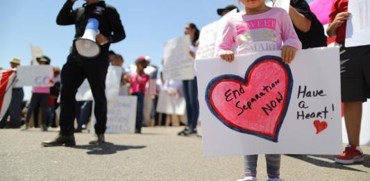 EEUU quiere autorizar la detención de niños migrantes por tiempo indefinido