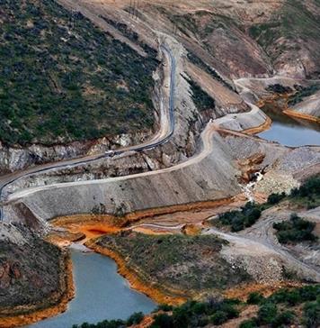 Semarnat realiza muestreo para contaminaci&oacute;n en r&iacute;o Sonora