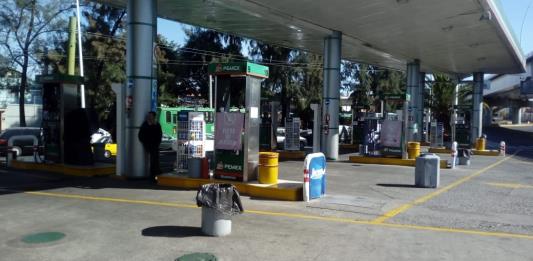 Autoridades cierran gasolineras en Tamaulipas por negar servicio a militares mexicanos