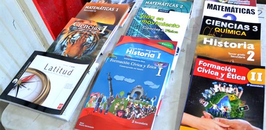 Marx Arriaga deja la SEP tras disputa por su despido en Ciudad de México